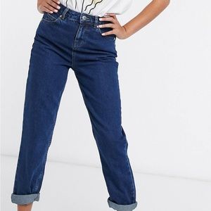 ASOS DESIGN - Petite high rise original mom jeans in mid wash
